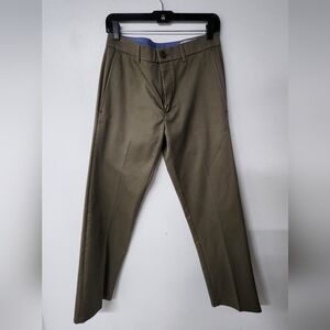 HAGGAR Men's Olive Chinos